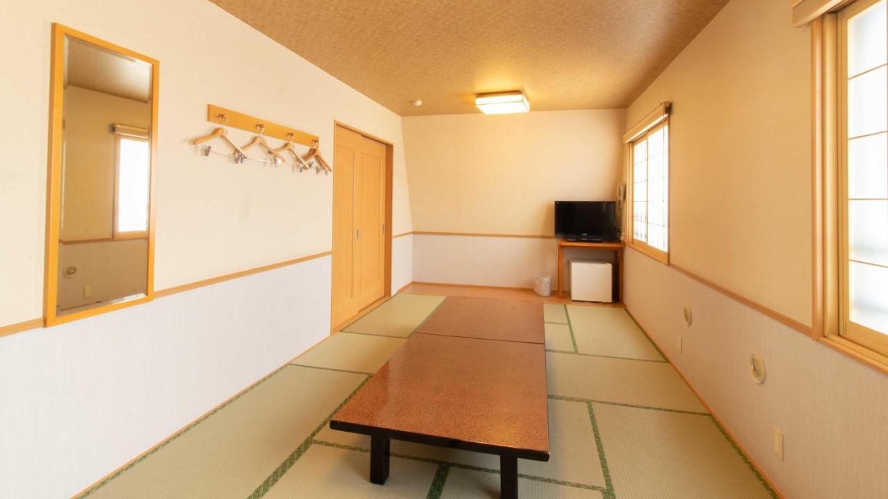Resort Inn Fuyo Kawaguchiko Inter Fujiyoshida Exterior photo